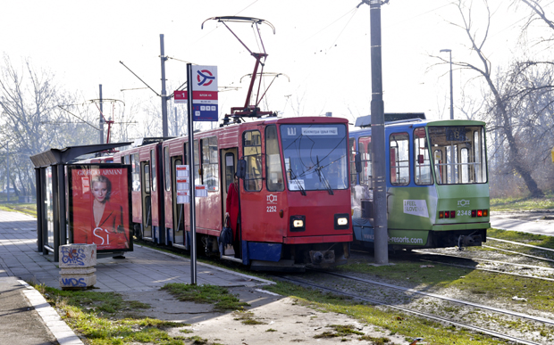 Нови детаљи несреће на Новом Београду: Д.К. (79) прелазио колосек ван пешачког, на неосветљеном делу пута